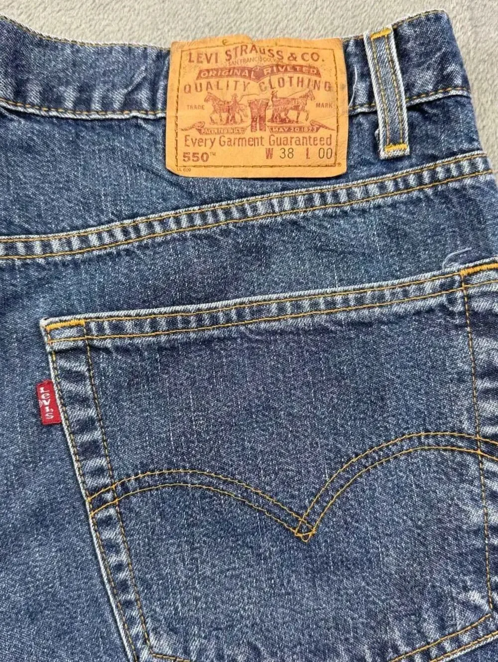 90s Vintage Levi's Red Tab Relaxed Fit Denim Short